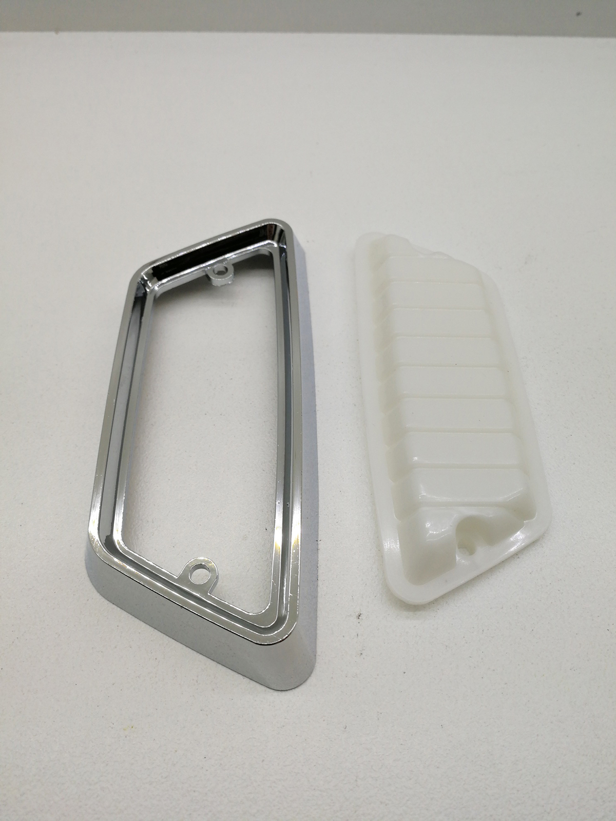 280z tail light bezel on Ford Falcon Rear Courtesy Light Chrome Surround And Lens Kit Suit Xr Xt Za Zb