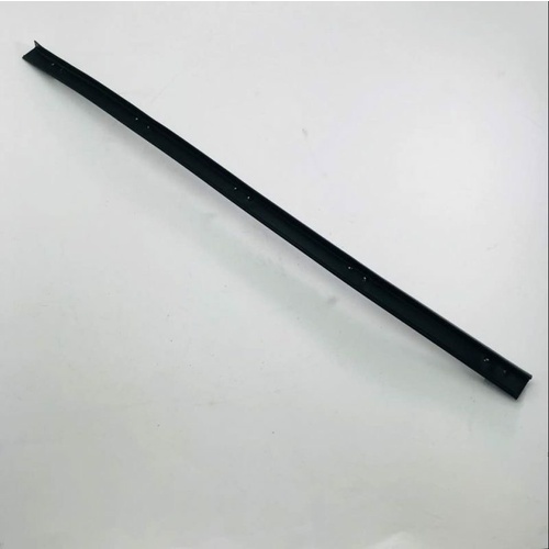 Front Outer Door Belt ( Weather Strip ) for Ford XR XT XW XY - Left Hand Side