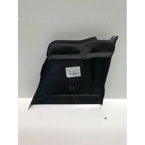  Mudguard Section Rust Panel Suits Toyota Landcruiser 75 Series - Left Hand Side