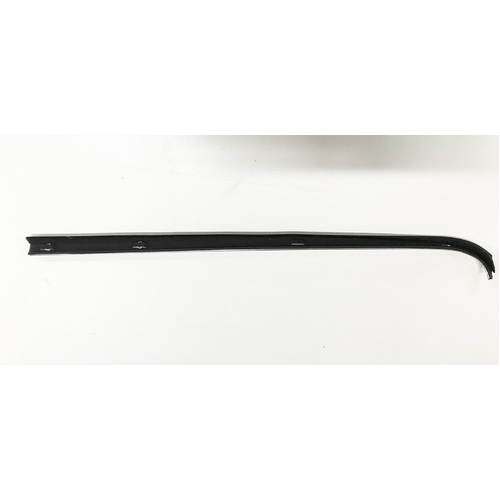 Right Hand Inner Door Belt / Weathstrip with Quarter Vent Suits Toyota Land Cruiser BJ40 BJ42 BJ43 BJ45 BJ46 FJ40 FJ42 FJ43 FJ45 HJ45 HJ47  3/196